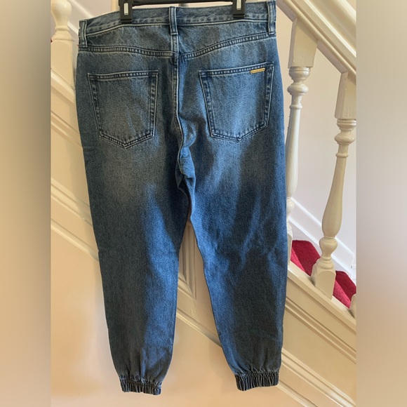 NWT Michael Kors Jogger Jeans. Size 4. - Picture 6 of 6